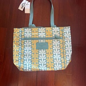 ALOHA Collection Go to Tote - Lei Life Print